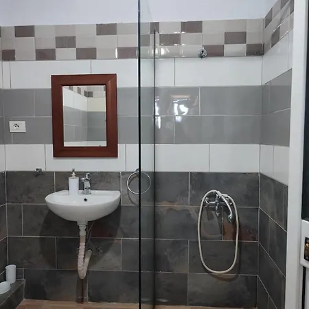 Chris & Drita Himara