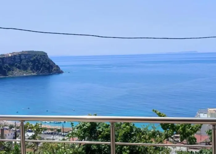 Chris & Drita アパート