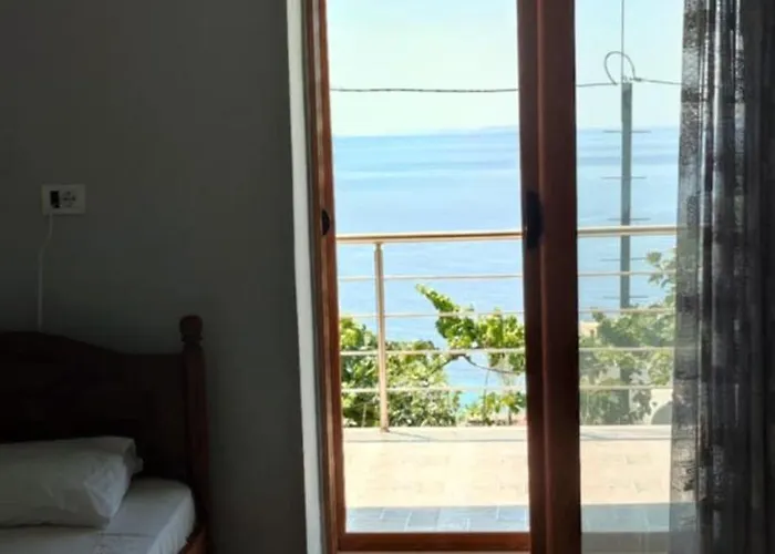 Chris & Drita * Himare